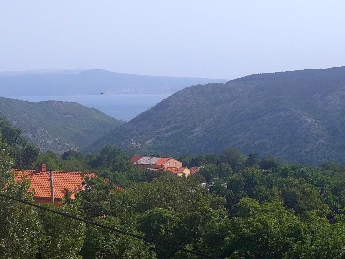 Apartman Sous les rochers Grižane Extérieur photo